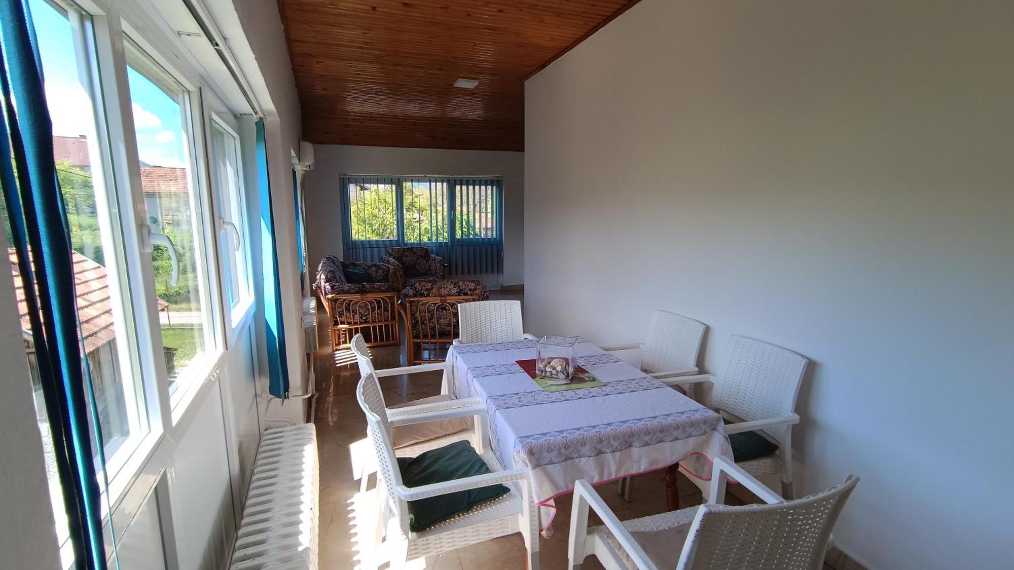 Guesthouse Trikic Drvar Eksteriør billede